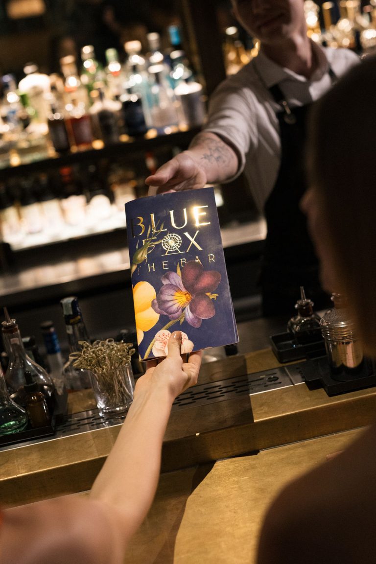creative-cocktail-card-blue-fox-the-bar